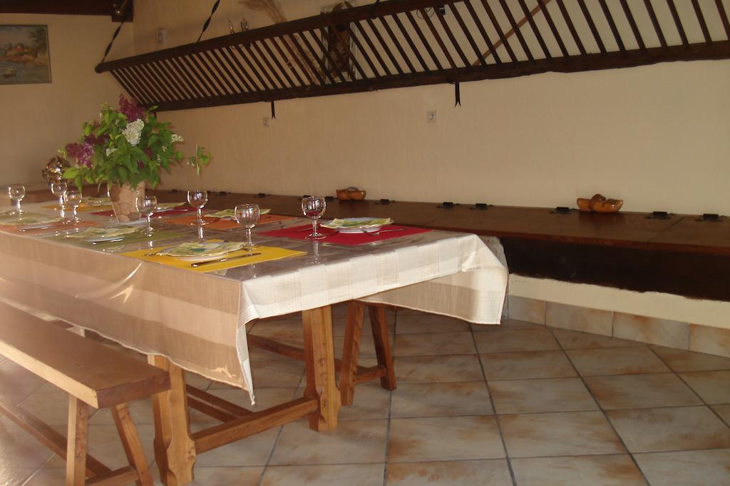 Bed and Breakfast La Croix De Bois Jayat Exteriér fotografie
